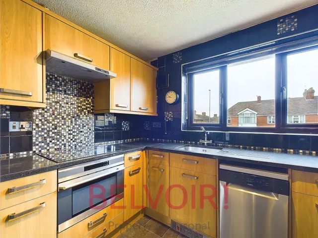 Photo 3 — Shallowford Court, Etruria, Stoke-on-Trent, ST1