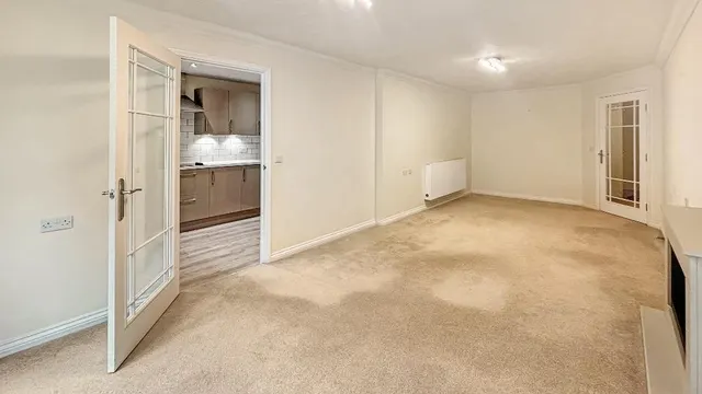 Addington Road, South Croydon, photo 3