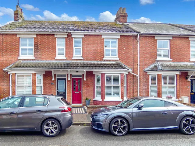 Church Road, Rustington, photo 1