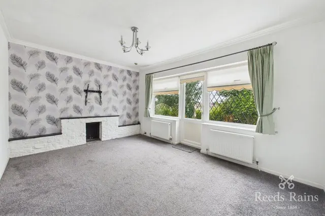 Photo 2 — Braeside Close, Stockport, Cheshire, SK2
