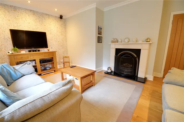 Racecourse Road, Dormansland, RH7, photo 3