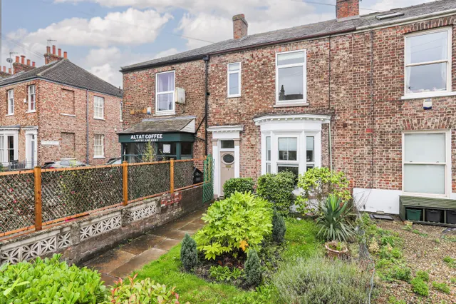 Stonegate, Heslington Road, photo 1