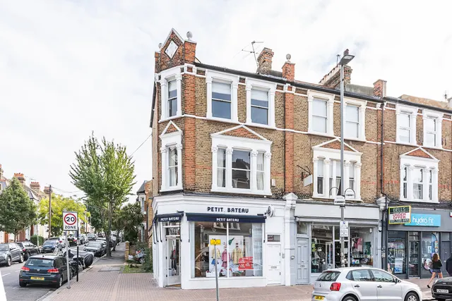 Photo 2 — Northcote Road, London, SW11