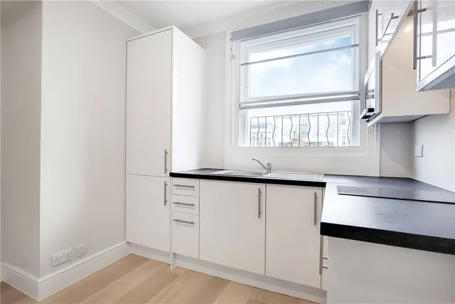 Gloucester Place, Marylebone, W1U, photo 2