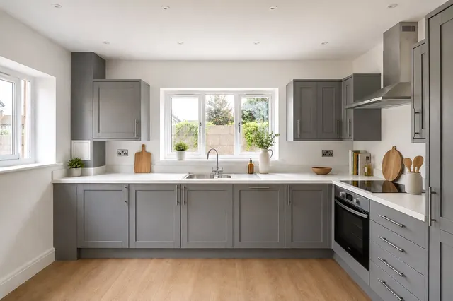 Earlstone Court, Bristol, BS30 8HQ, photo 1