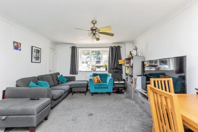 Photo 2 — Arbourvale, St. Leonards-On-Sea