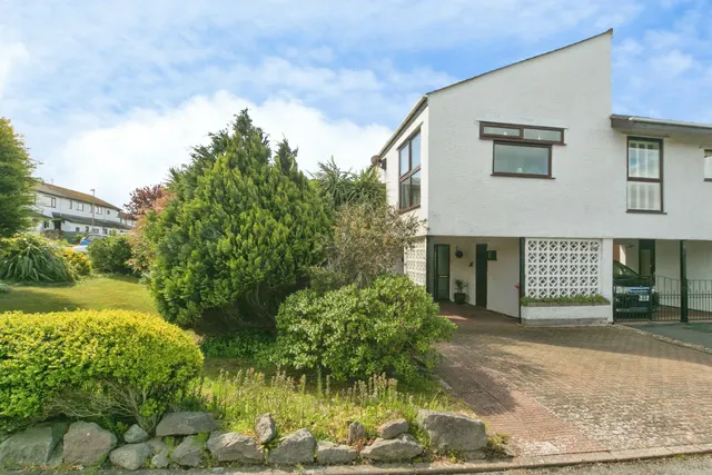 Deganwy Beach, Conwy, LL31, photo 1