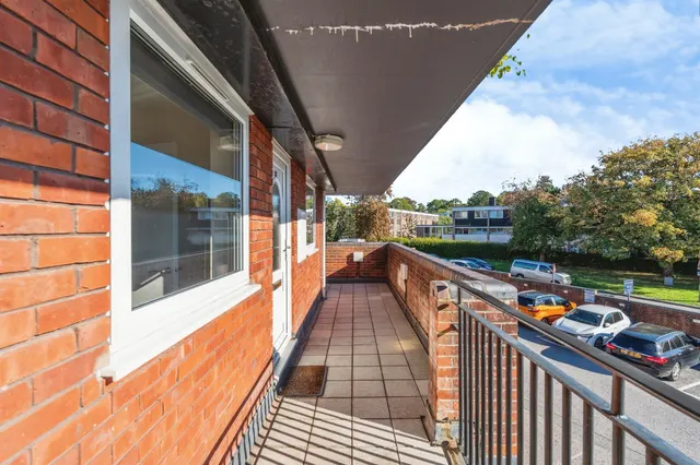 Broadwater Road, Romsey, SO51, photo 3