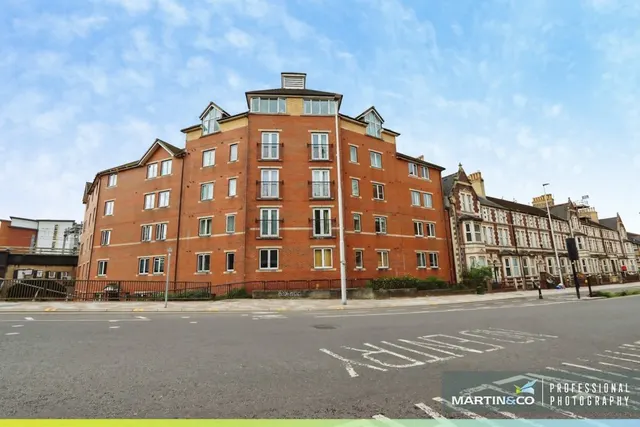 Century Court, Cardiff, CF11, photo 1