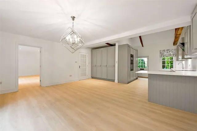 Pamber End, Tadley, RG26, photo 3