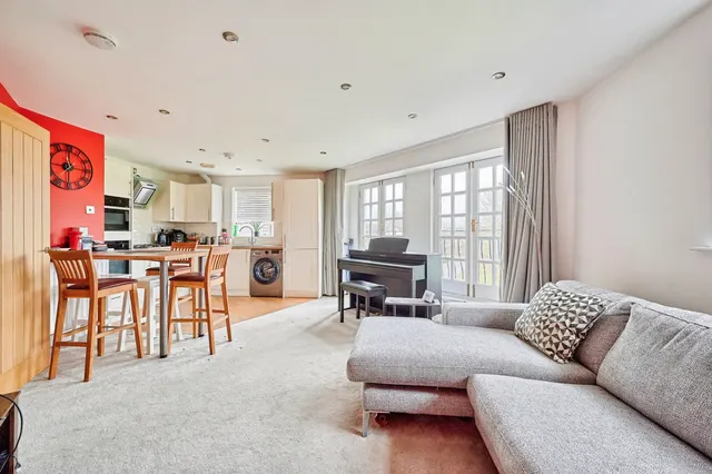 The Thatchers, Bishop's Stortford, CM23, photo 1