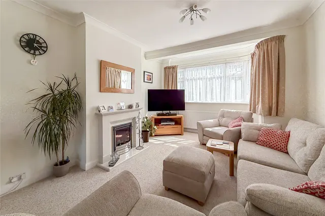 Photo 2 — Beech Road, St. Albans, Hertfordshire, AL3 5AT