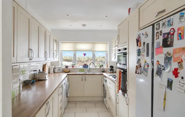 The Mews, Southside, RH20, photo 3