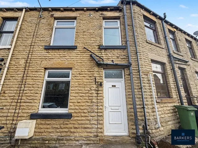 School Street, Norristhorpe, WF15, photo 1