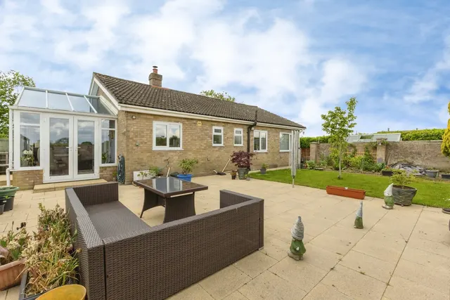 Breckles, Attleborough, Norfolk, NR17, photo 1