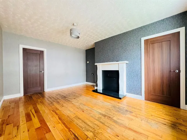 Glenbane Avenue, Rathcoole, BT37, photo 2