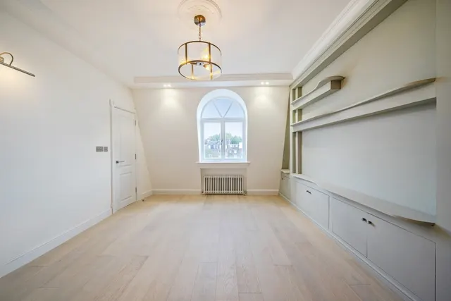 Hogarth Road, London, SW5, photo 1