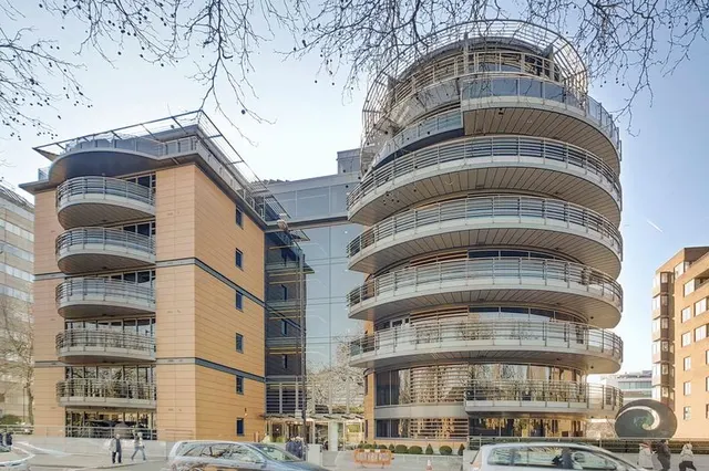 Park Road, London, photo 1