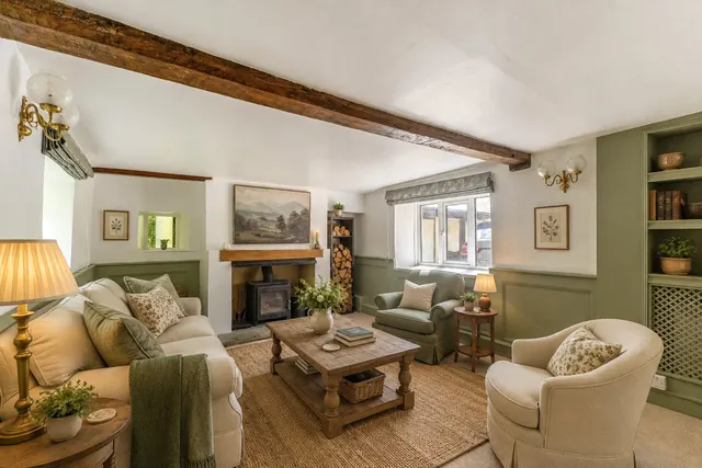 An Enchanting Period Cottage Set Within Over 1.3 Acres of Beautiful Private Grounds, photo 3