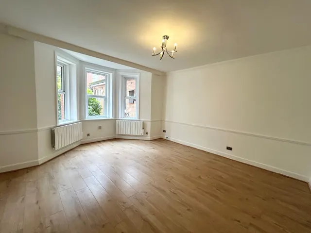 Grand Marine Court, Bournemouth, BH2, photo 3