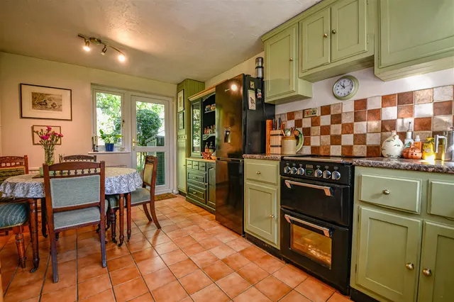 Harewood Close, Eastleigh, SO50, photo 2