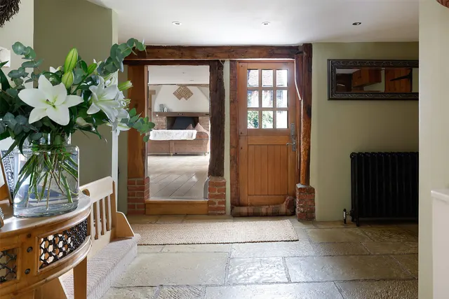 Vicarage Lane, Capel, RH5, photo 2
