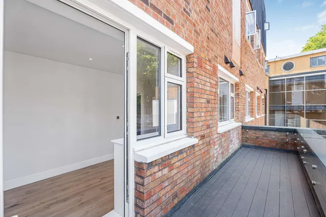 Photo 2 — Fanshaw Street, London, N1 6HX