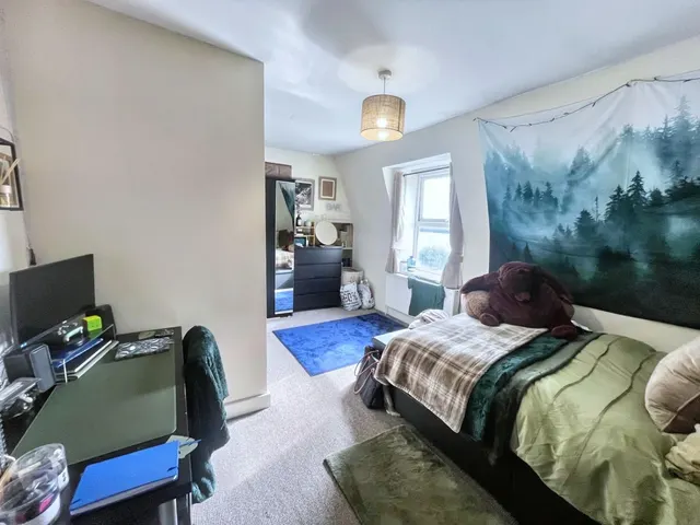 Seaton Avenue, Flat, photo 2