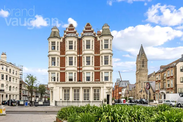 Holland Road, Hove, BN3, photo 1
