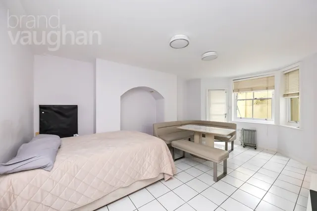 Holland Road, Hove, BN3, photo 2