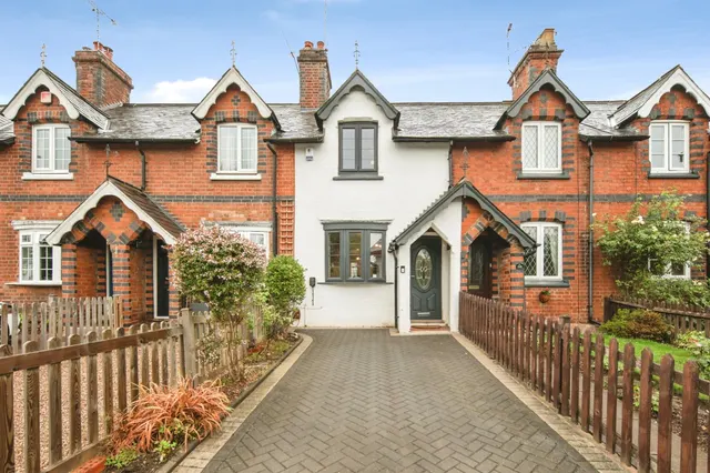 School Lane, Kenilworth, CV8, photo 1
