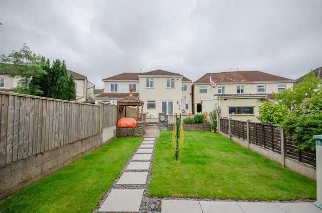 Graham Road, Downend, BS16, photo 2