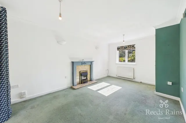Photo 2 — Hayfield Close, Normanton, West Yorkshire, WF6
