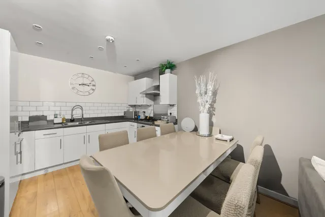 Brecon House, Taywood Road, Northolt, photo 1