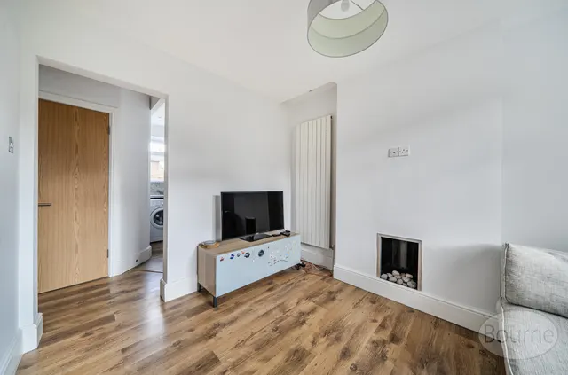 Copse Road, Cobham, KT11, photo 3