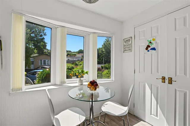 Barnsley Close, Killarney Park, NG6, photo 3