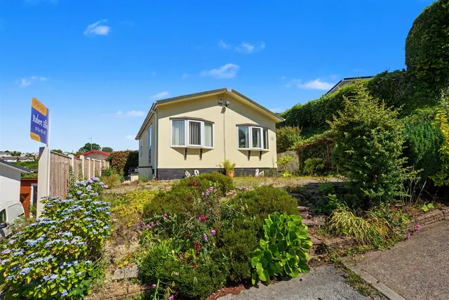 Barnsley Close, Killarney Park, NG6, photo 1