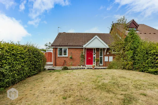 Ringwood Close, Birchwood, Warrington, WA3 6TQ, photo 1