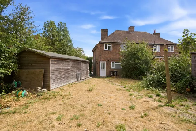 Nicholls Close, Redbourn, AL3, photo 2