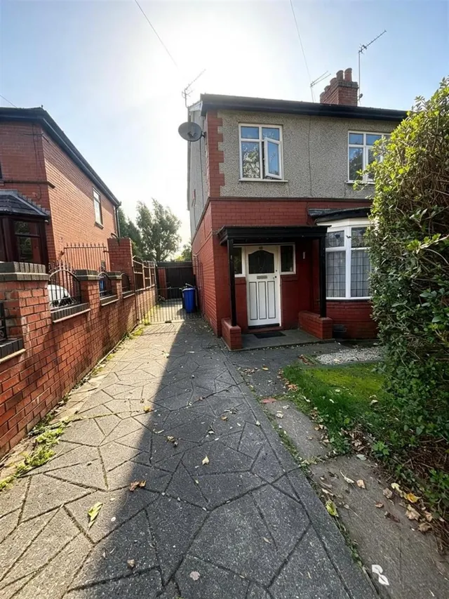 Derby Road, Ashton-under-Lyne, OL6, photo 1