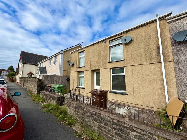 High Street, Nelson, CF46, photo 1