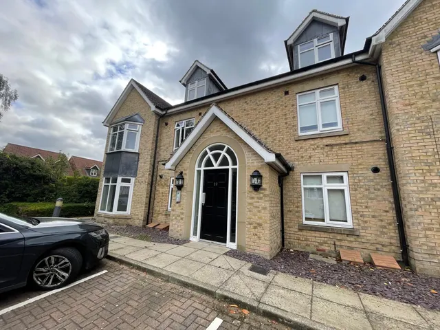 Stockbridge Road, Elloughton, HU15, photo 1