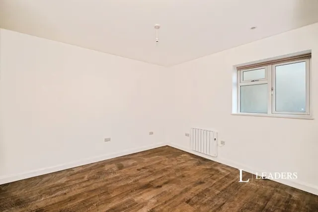 Chapel Road, Worthing, BN11, photo 3