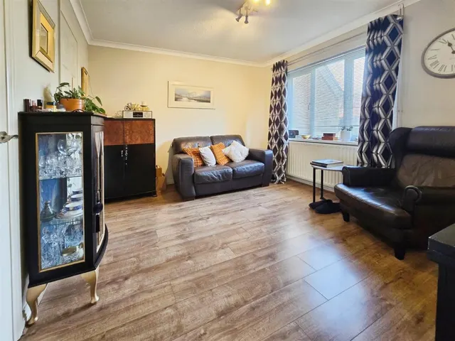 Dale Avenue, Wellingborough, photo 2