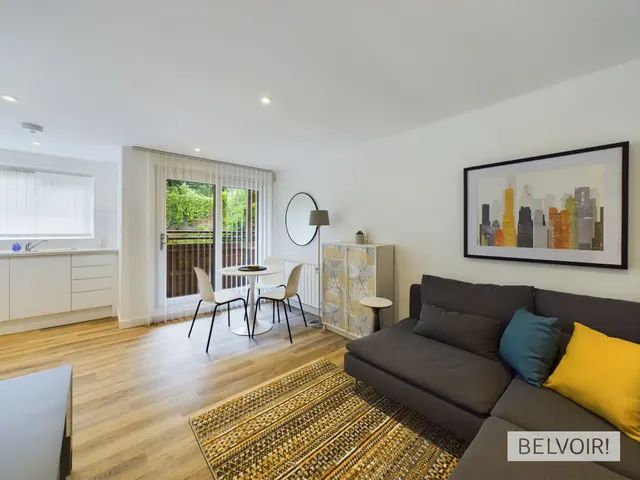 Leslie Bentley House, 66 Parade, photo 1