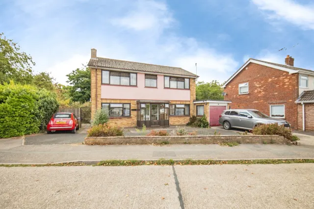 Hunter Drive, Lawford, MANNINGTREE, photo 1