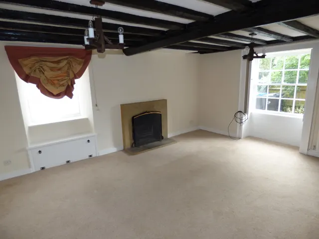 The Green, Byfield, NN11, photo 3