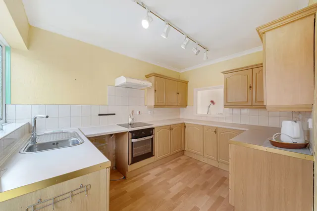 Highfield Road, Widnes, WA8, photo 2