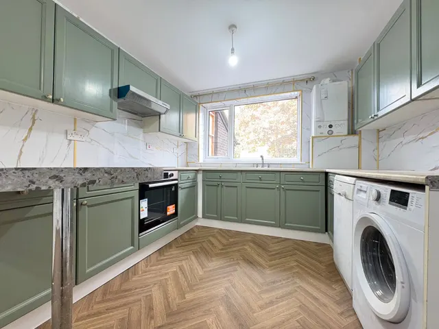 Willow Approach, Leeds, LS4, photo 3