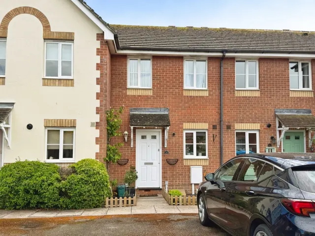 Peregrine Close, Hythe, photo 1